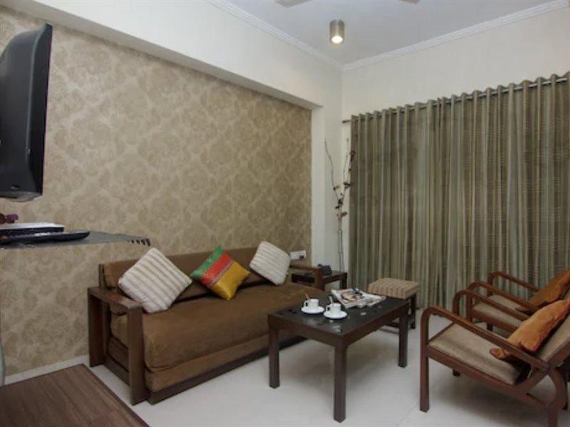 Hotel Chandralok Lonavala Extérieur photo