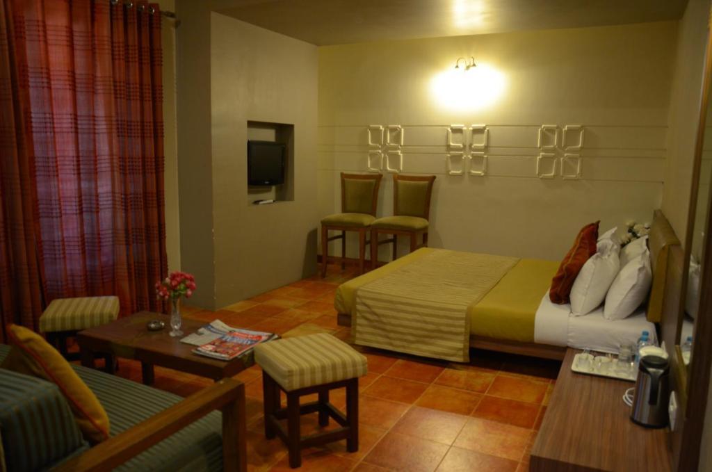 Hotel Chandralok Lonavala Chambre photo