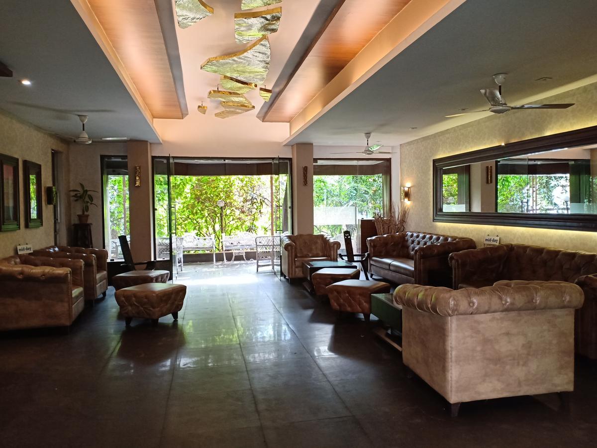 Hotel Chandralok Lonavala Extérieur photo