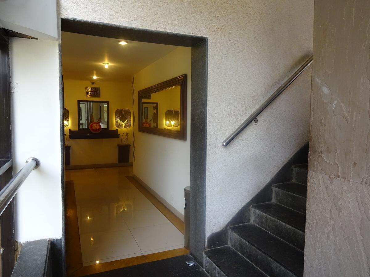 Hotel Chandralok Lonavala Extérieur photo